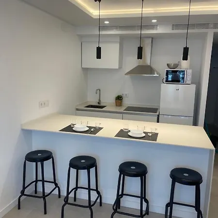 Apartamento Puerto Madeira Roses Exterior photo